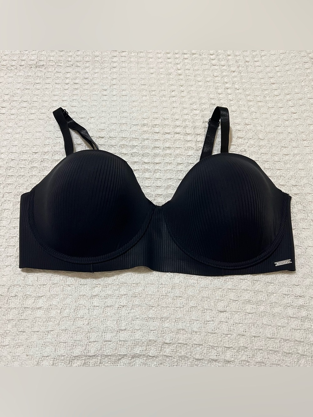 Nautica Micro Ribbed Molded Bra Full Coverage T-Shirt Bra Size 42D Black